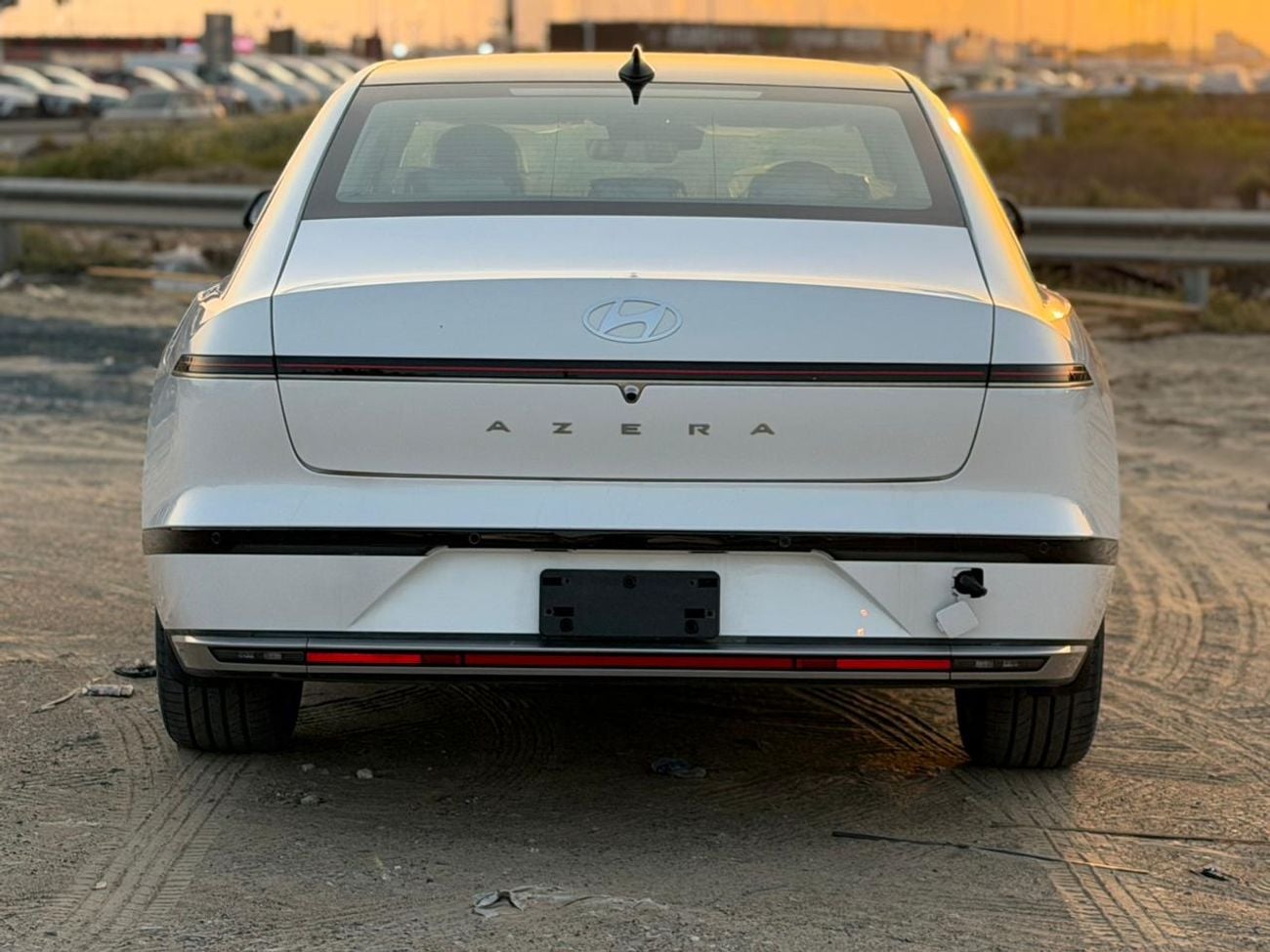 هيونداي أزيرا GN7 3.5L V6 2026 GCC SPECS