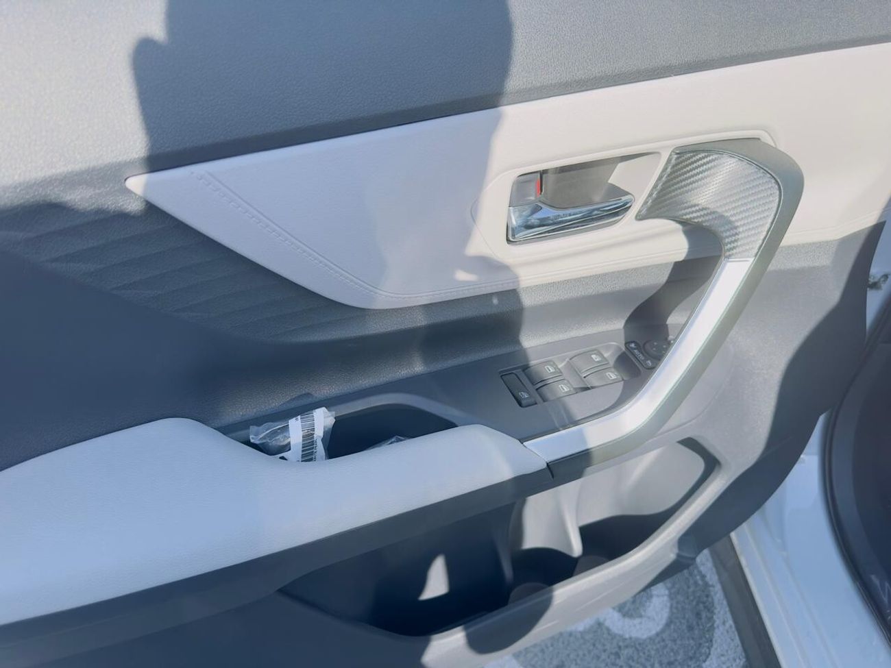 Toyota Veloz 1.5L PET A/T - 24YM  (EXPORT OFFER)