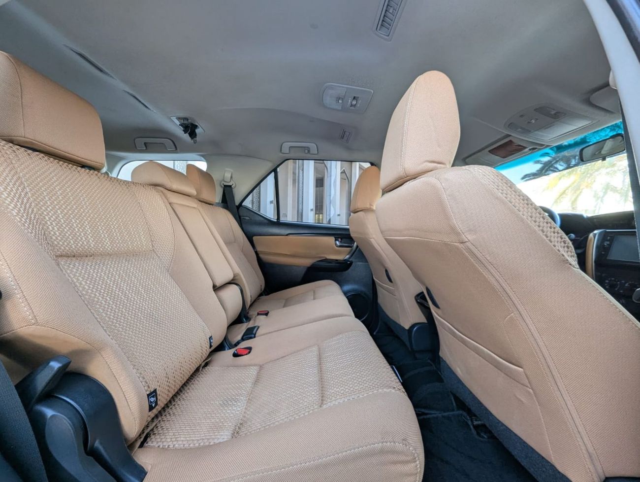 Toyota Fortuner Toyota Fortuner 2022 white colour ,brown colour interior, Gcc specs