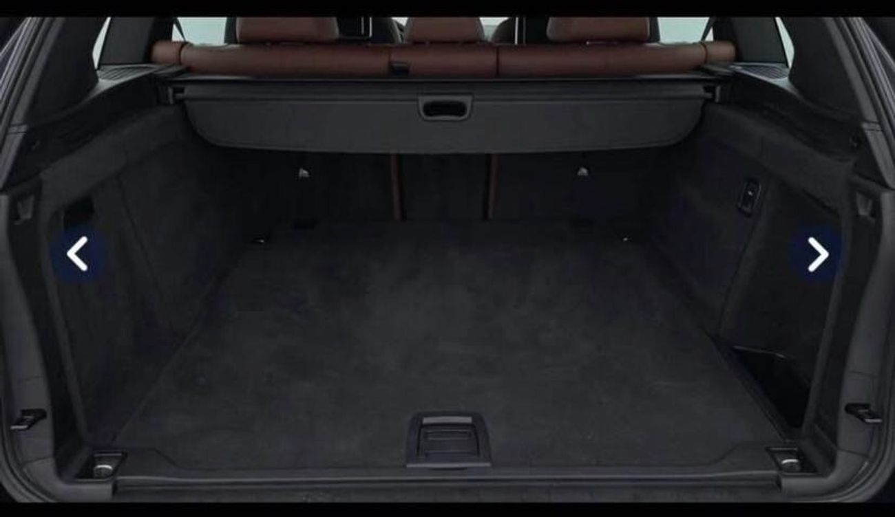 BMW X5 50i Luxury 4.4L (5 Seater)