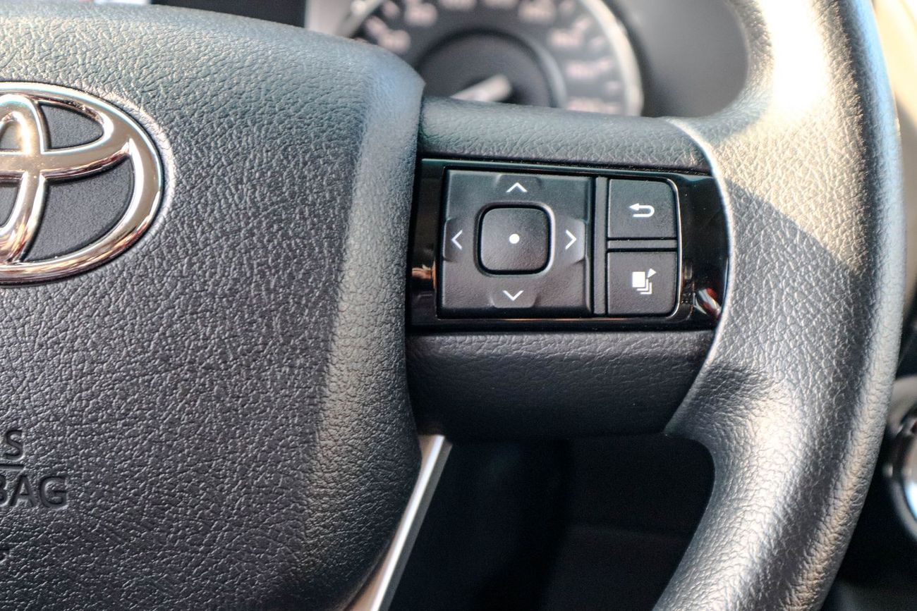 Toyota Hilux Toyota Hilux (TGN126) 2026 2.7 L 4WD Double-Cab Pickup