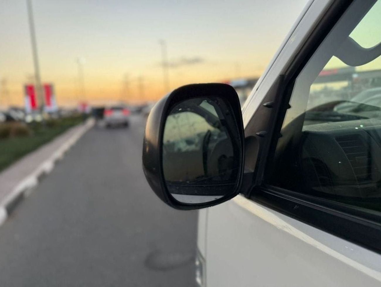 Toyota Hiace PREMIUM CONDITION | 2.8L DIESEL ENGINE | 2019 | RHD