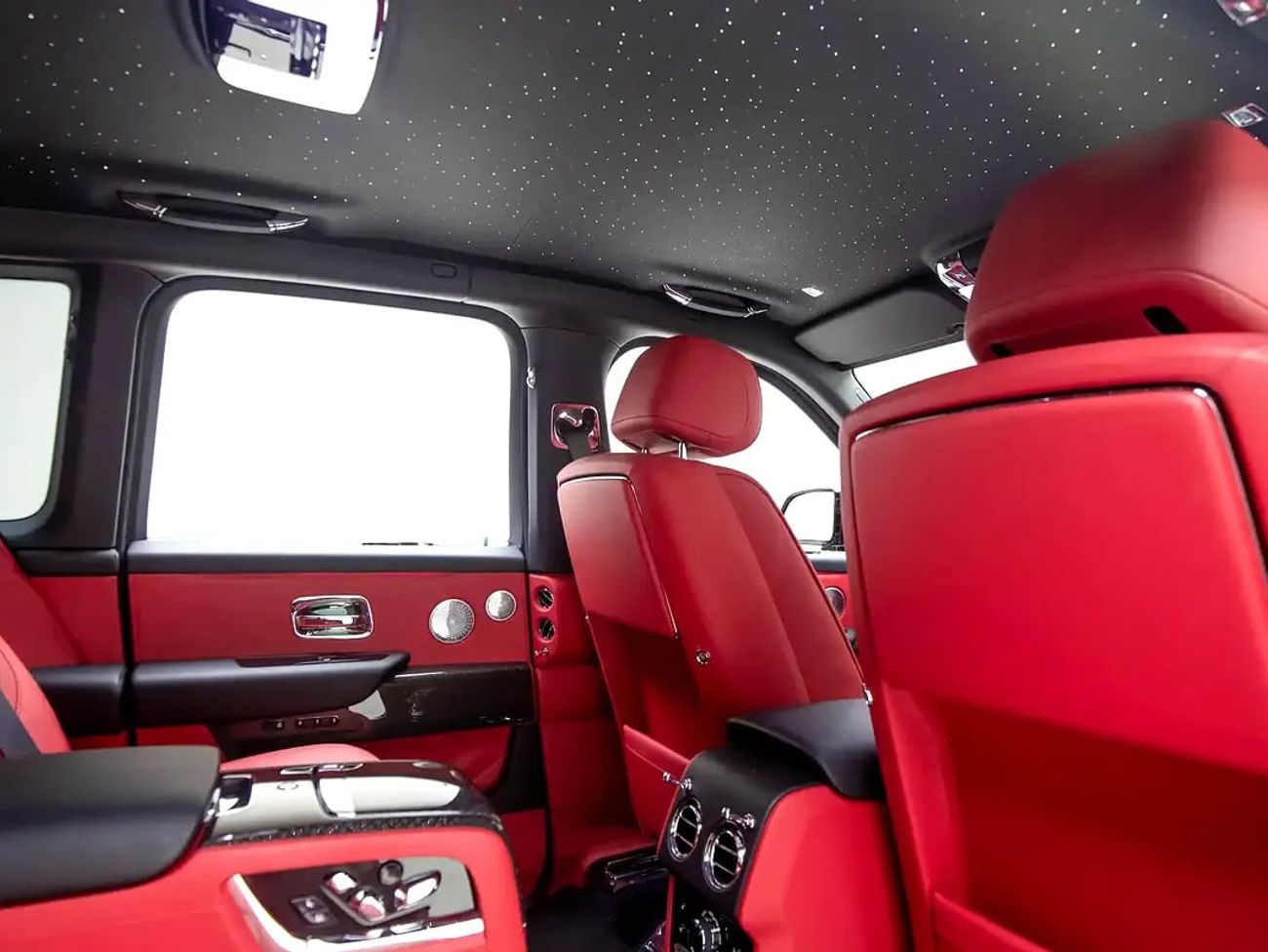 رولز رويس كولينان Black Badge