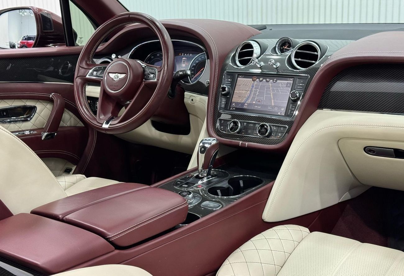 Bentley Bentayga Special Edition V8 2019 Bentley Bentayga Special Edition V8, Warranty, Full Bentley Service History,