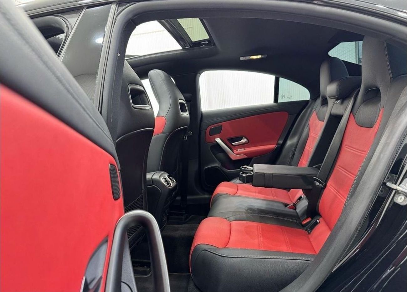 مرسيدس بنز CLA 35 AMG 4MATIC 2023 Mercedes Benz CLA35 AMG 4MATIC Coupe, 2028 Mercedes Warranty + Service Package, Low Kms,