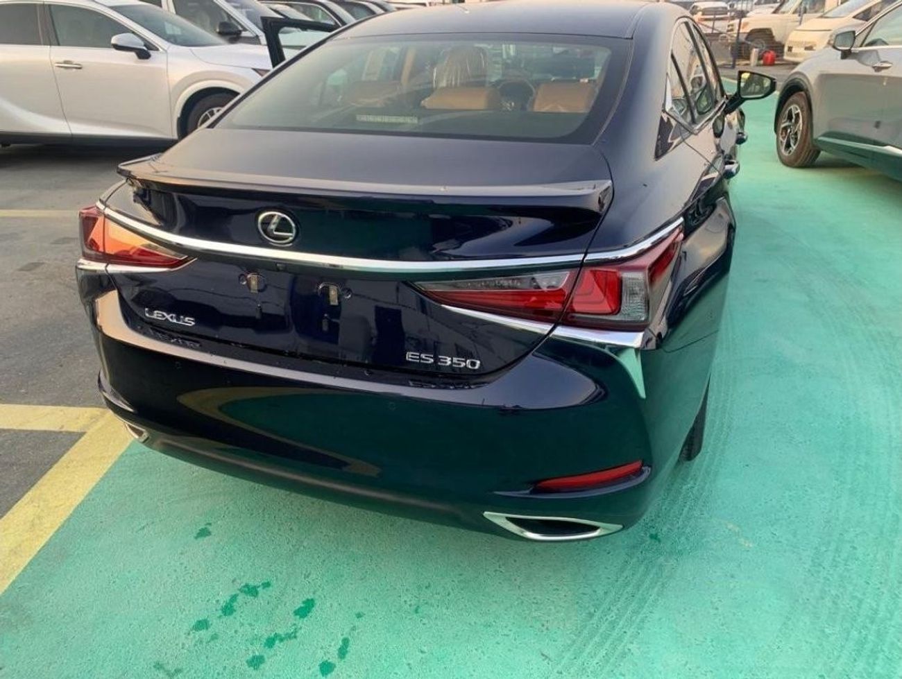 Lexus ES350 3.5 L PETROL V6 2024