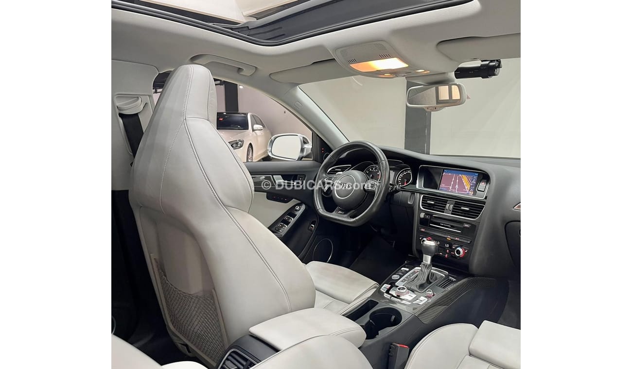 Audi RS4 2016 Audi RS4 Quattro, Full Service History, Warranty, GCC