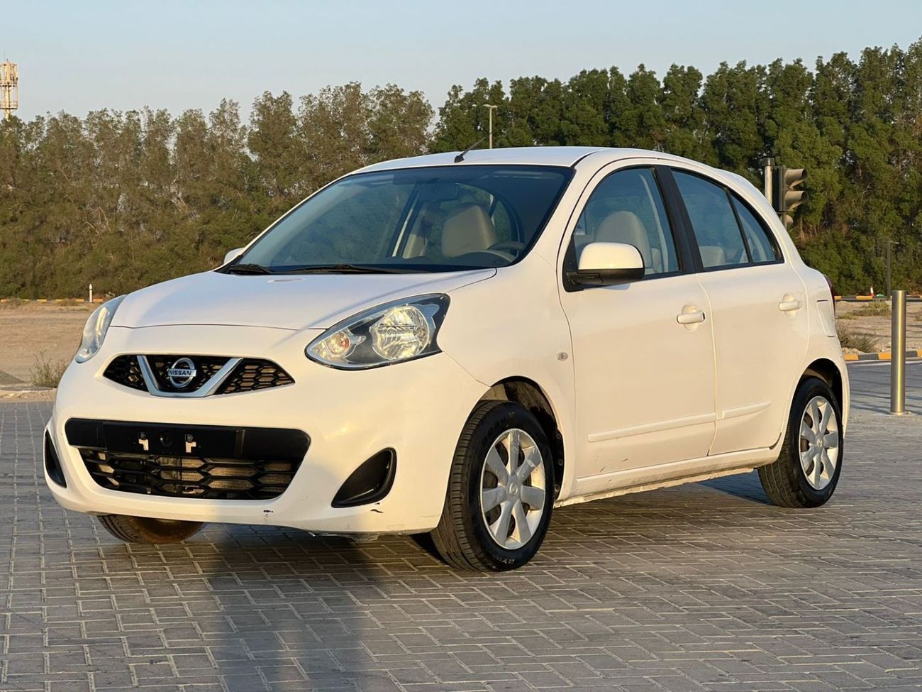 Nissan Micra SV 1.5L (100 HP)