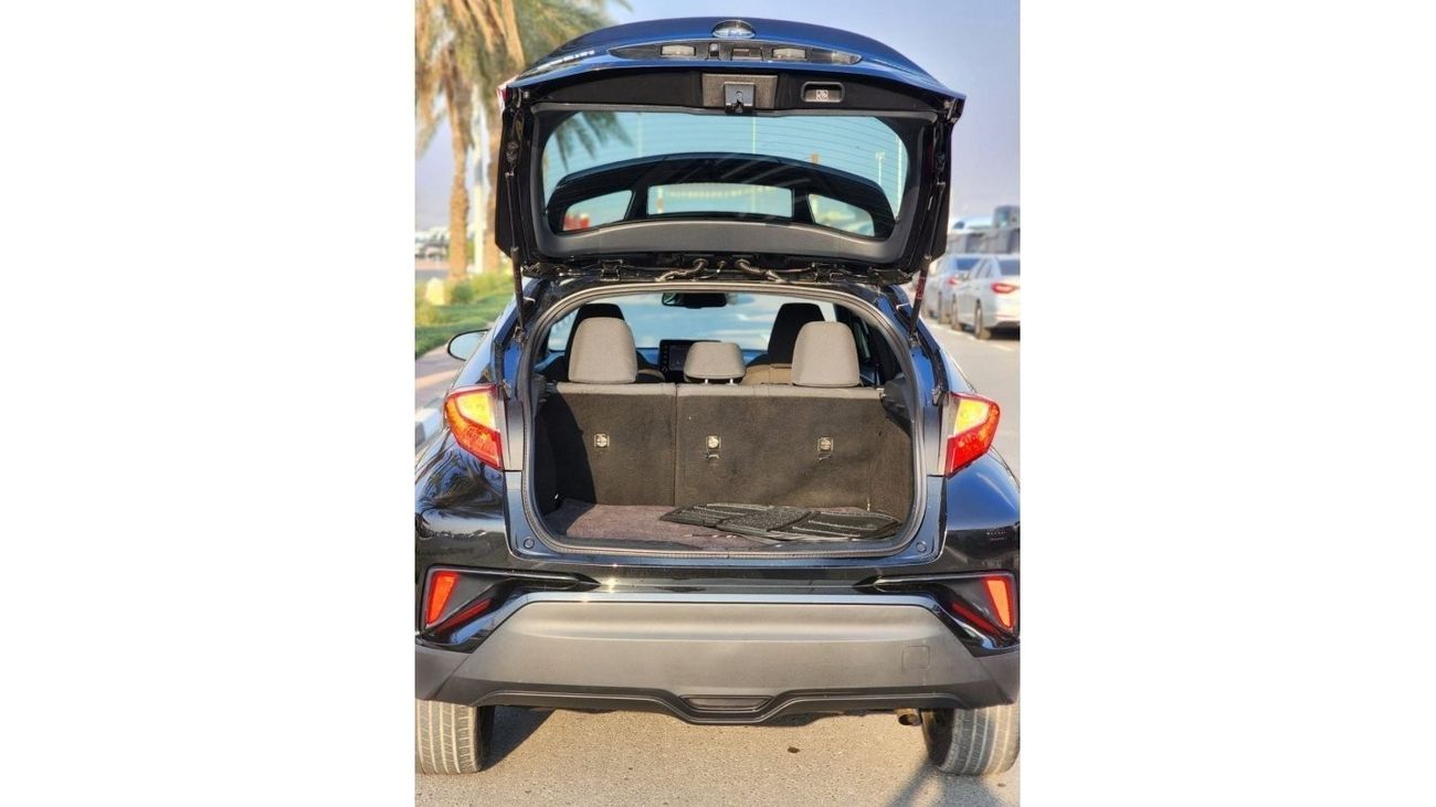 Toyota CHR TOYOTA CHR 2019 BLACK