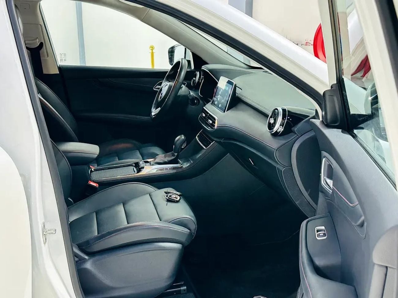 أم جي HS Comfort 2.0L