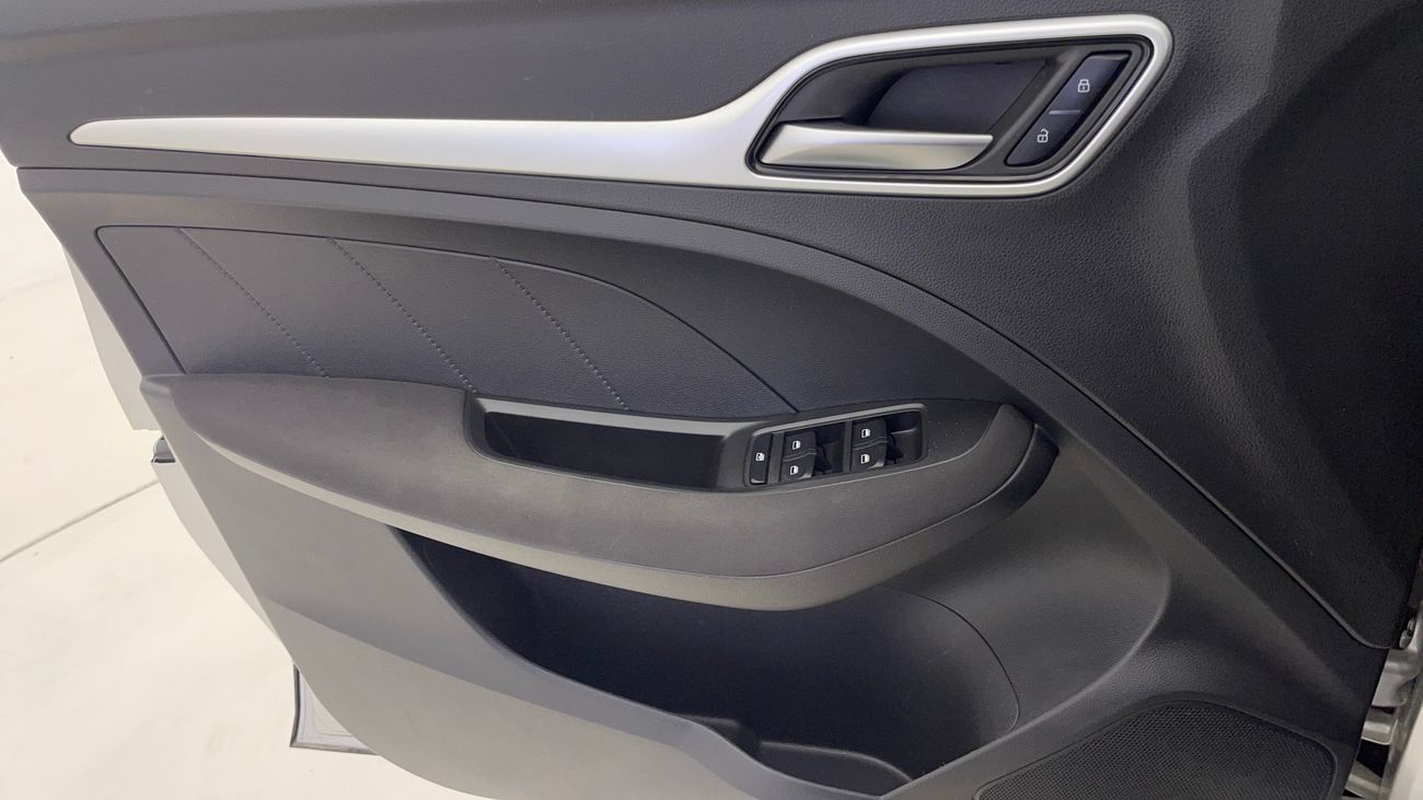 أم جي ZS STD 1.5 | بدون دفعة مقدمة | اختبار القيادة في المنزل