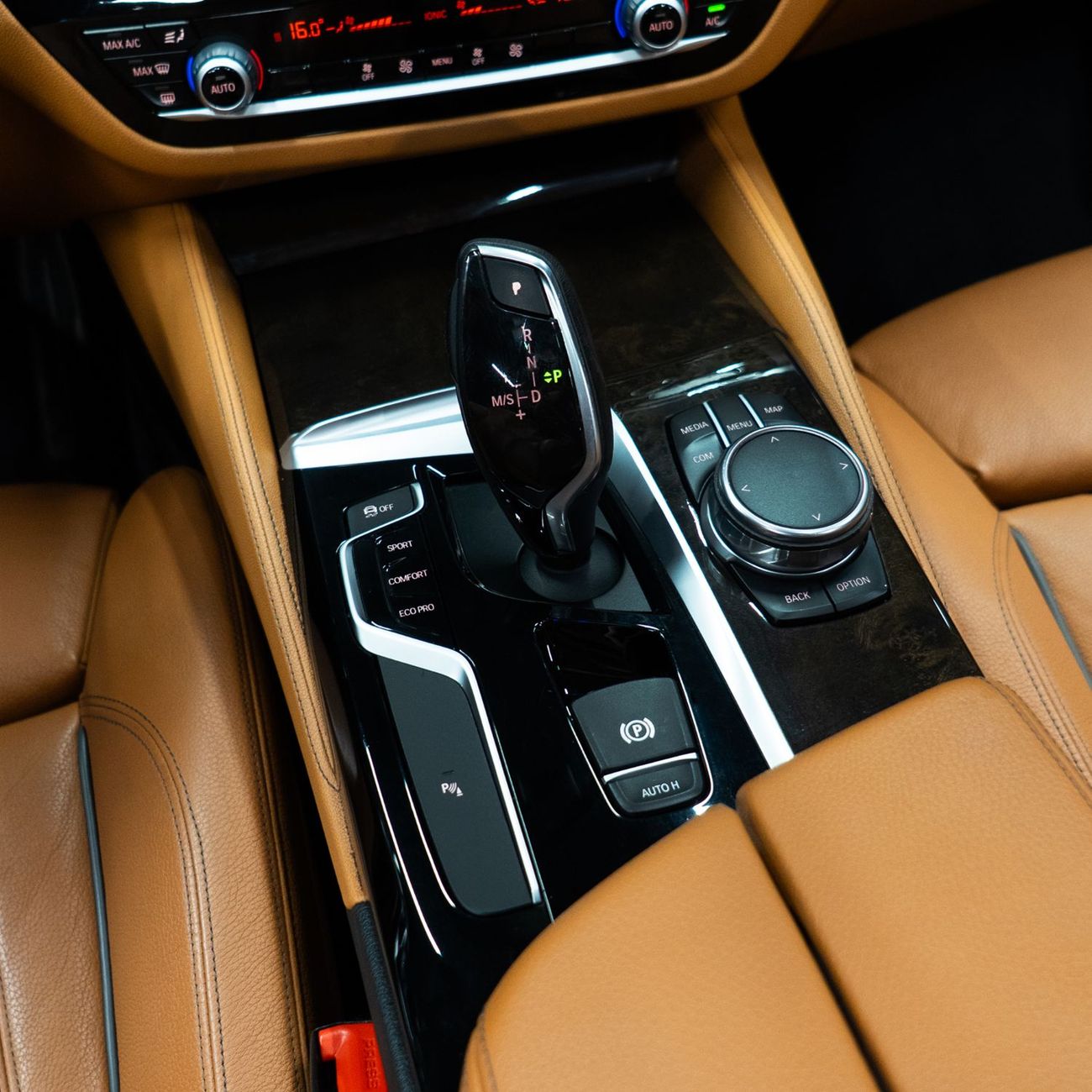 بي أم دبليو 530i M Sport 2.0L AED 2,572 pm • 0% Downpayment • BMW 530i M-Sport • 1 Year Warranty