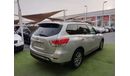 Nissan Pathfinder American import 2015 model cruise control rear spoiler in excellent condition