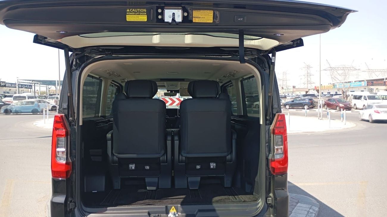Toyota Granvia PREMIUM Luxury