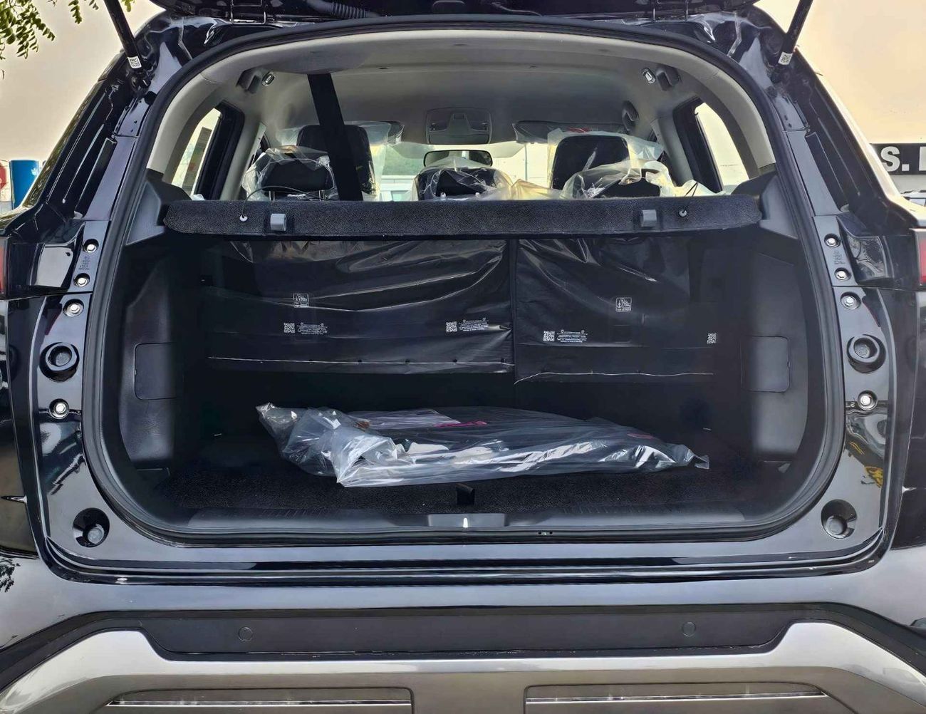 Toyota Urban Cruiser GLX NEODRIVE / 1.5L PETROL V4 / KYELESS DOOR / PUSH START / DVD+CAMERA (CODE # UB3)