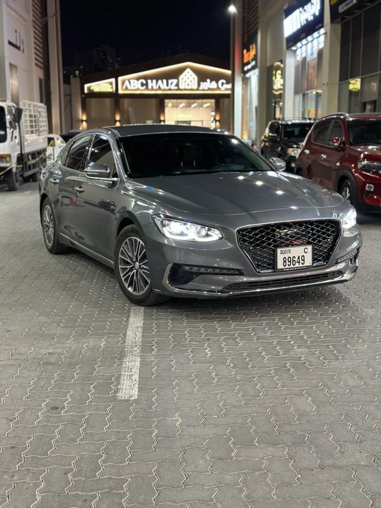 Hyundai Azera Hyundai Azera Hybrid, imported from Korea