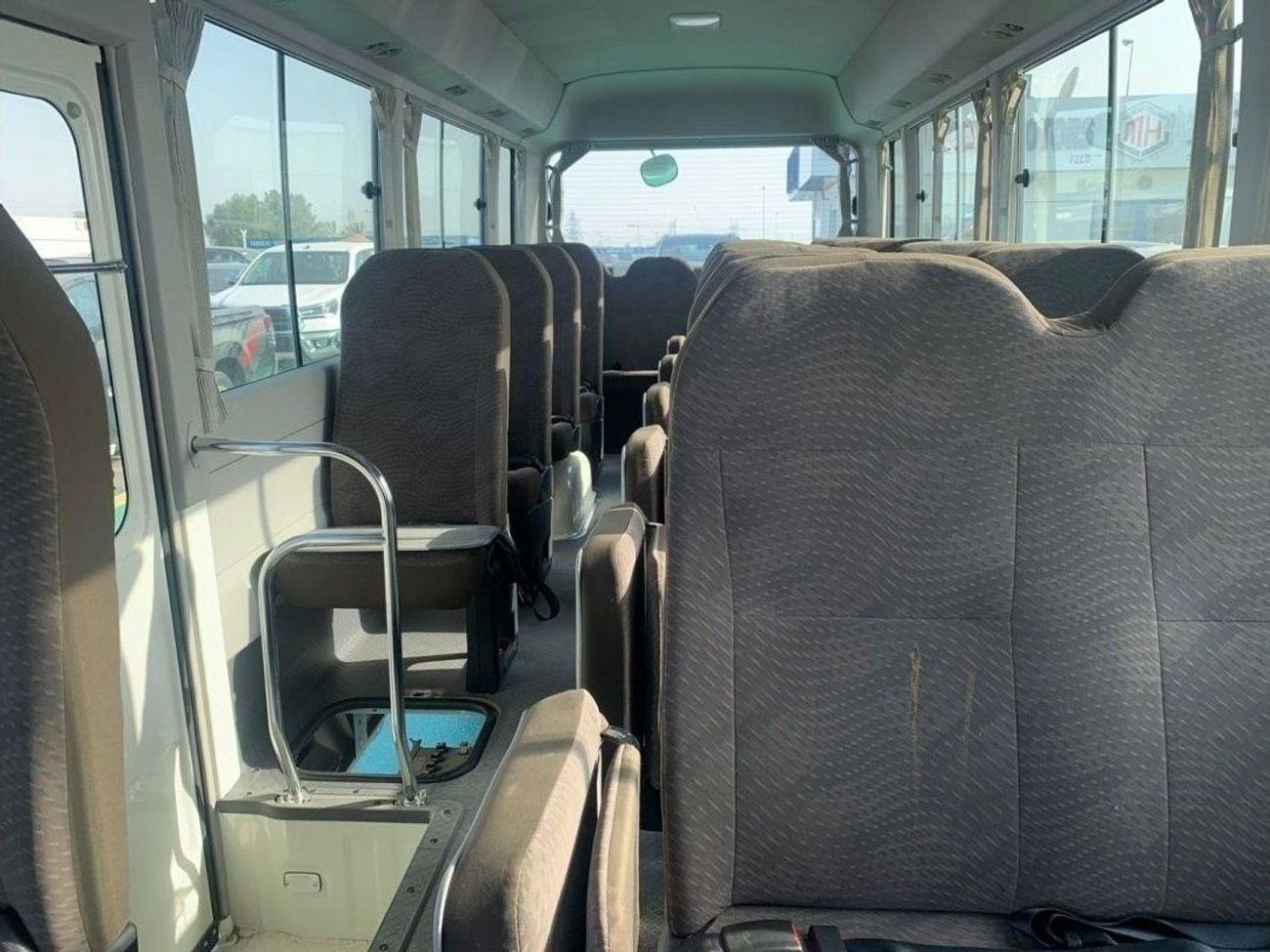 تويوتا كوستر 30 seats // diesel engine  // model 2023