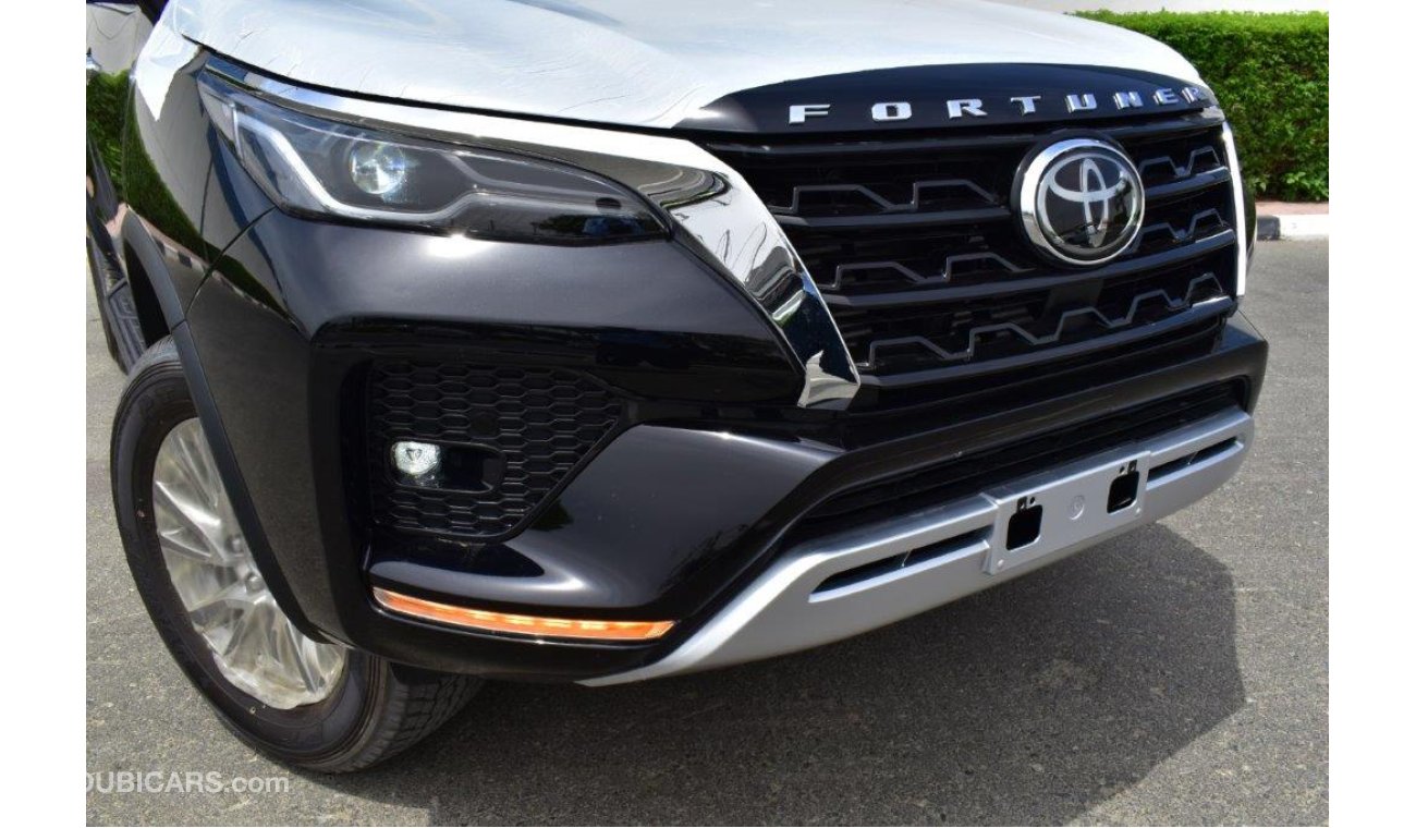 Toyota Fortuner VX-R+ PLATINUM  2.8L TURBO DIESEL 7 SEAT AT