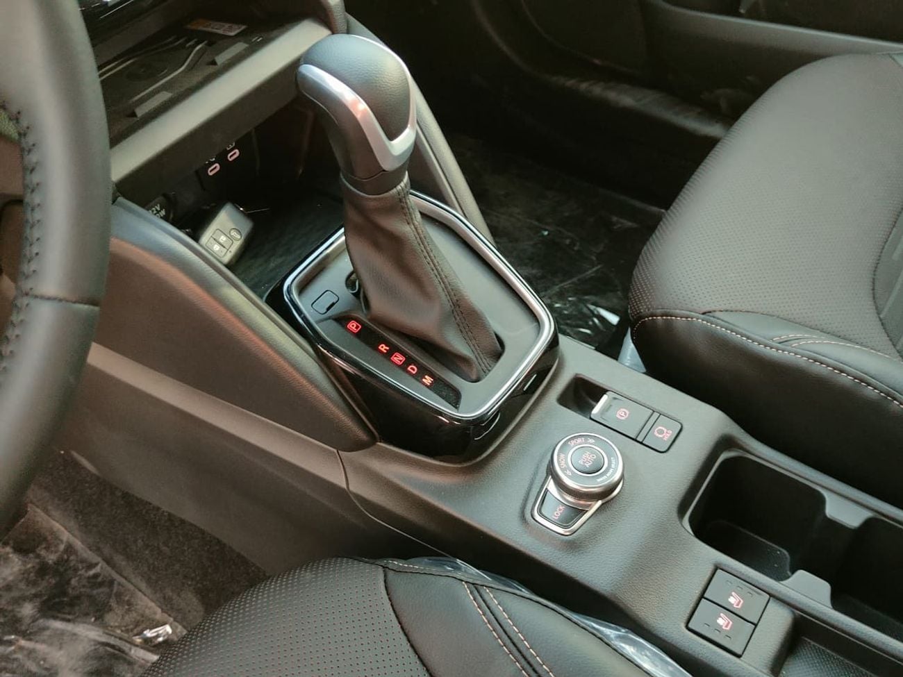 Suzuki Across SUZUKI ACROSS HYBRID 4WD 2026