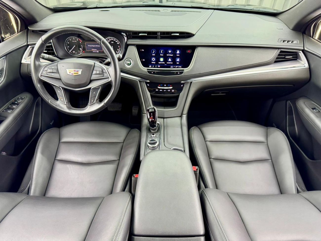 كاديلاك XT5 Premium Luxury 2.0T 2022 Cadillac XT5, 2026 Cadillac Warranty + Service Pack, Low Kms, Excellent Con