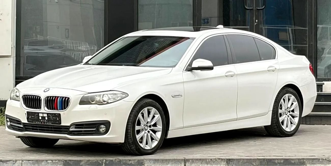 بي أم دبليو 520i MORYA JESWANI CARS FOR USED AUTOMOBILE TRADING CO.L.L.C