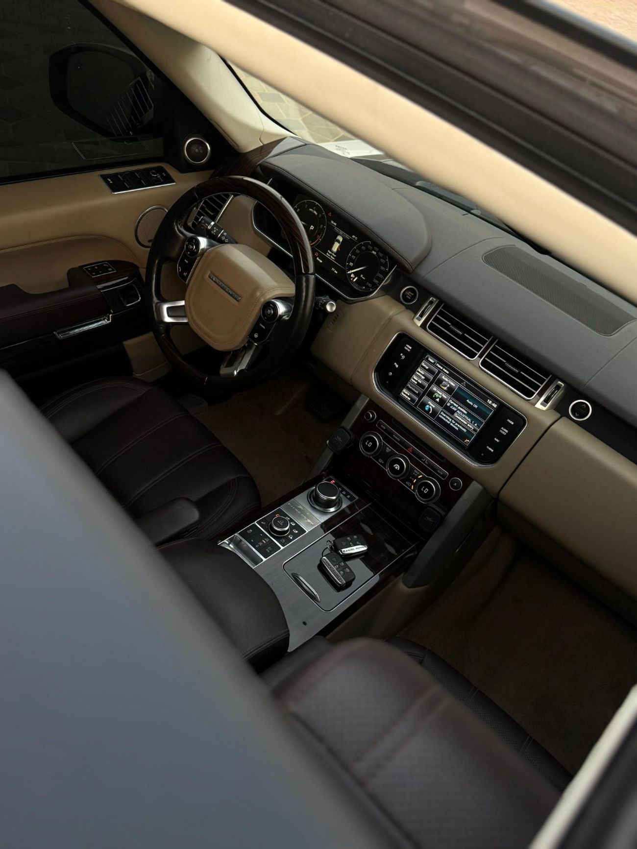 Land Rover Range Rover Vogue SE 5.0L