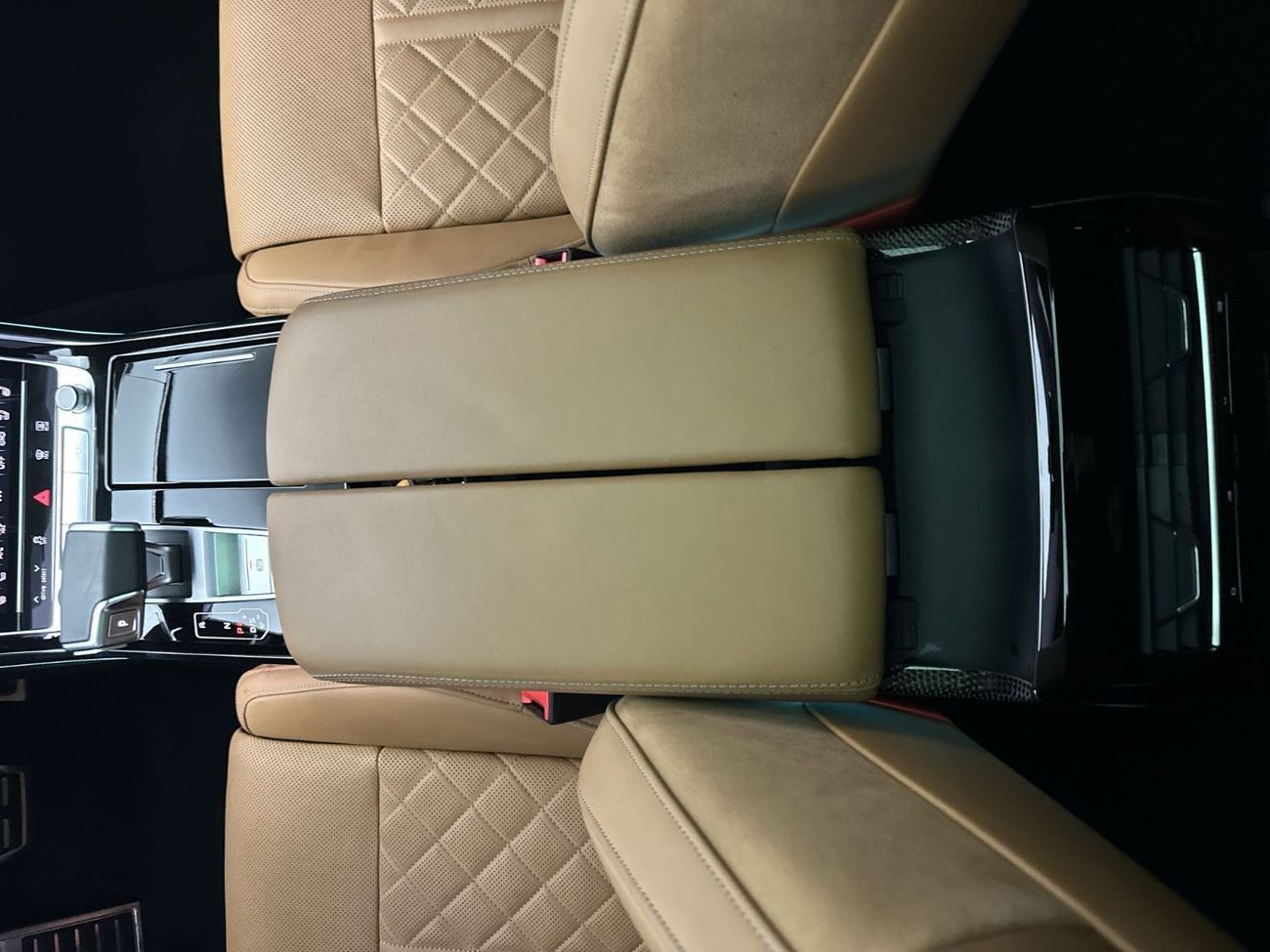 أودي A8 NWB 55 TFSI quat 340hp (Ref# 12487)