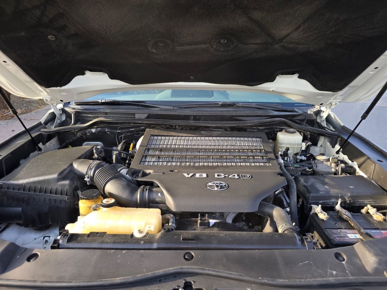 Toyota Land Cruiser GXR2 4.5L