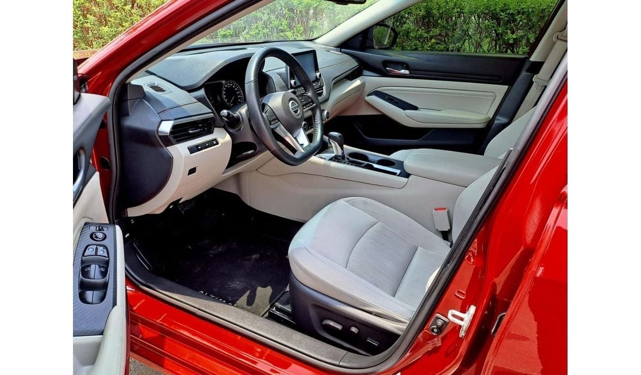 نيسان ألتيما SV 2.5L 2020 GCC (1020/-MONTHLY)