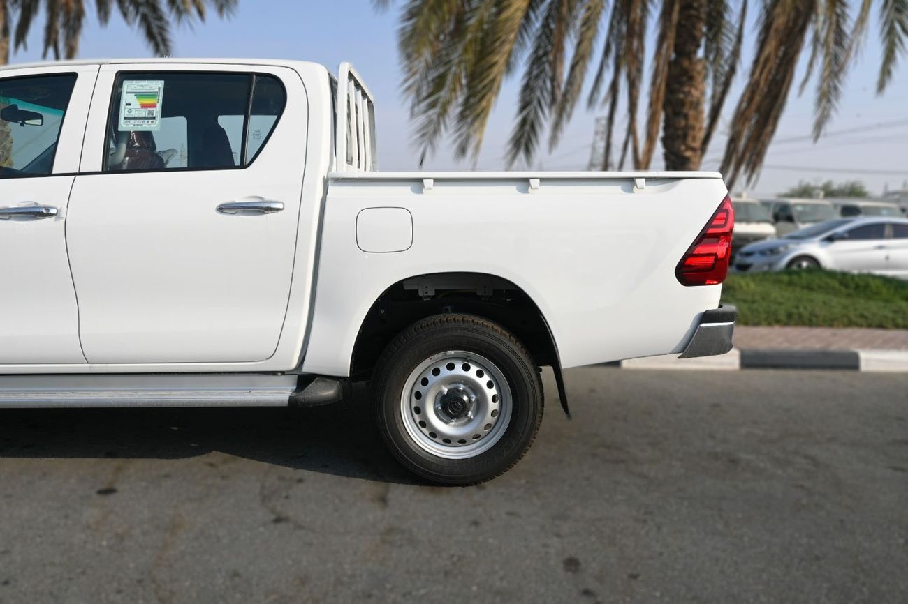 Toyota Hilux Toyota Hilux pickup narrow chassis/body Petro engine 2.7 automatic gear power window manual A.c doub