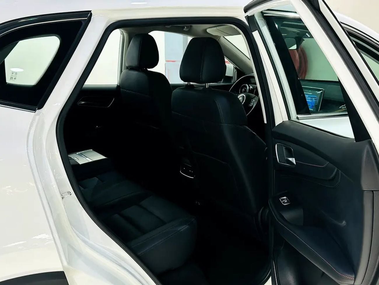 أم جي HS Comfort 2.0L