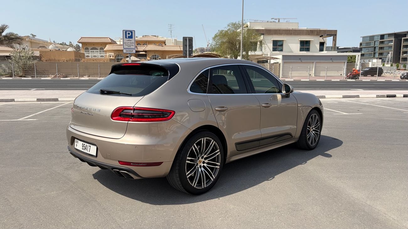 Porsche Macan Turbo