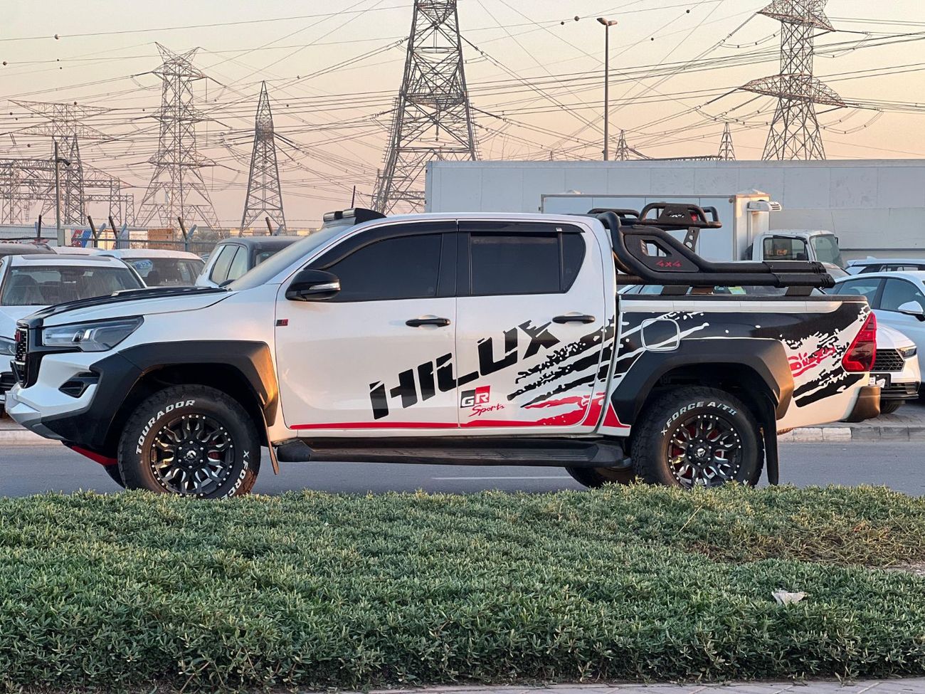 Toyota Hilux Toyota Hilux 2016model Modified 2024 Adventure 2.7 4x4 petrol Engine Colour white push start Transmi