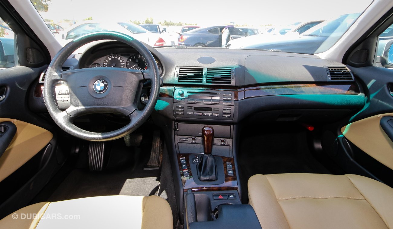 BMW 320i i