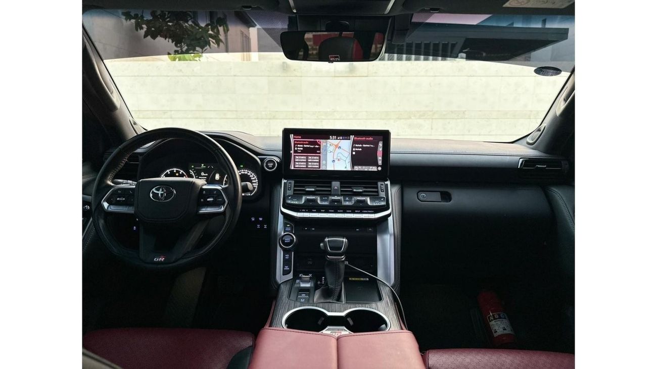 Toyota Land Cruiser GR-S TOYOTA LAND CRUISER GR MODEL 2022 GCC SPECS UNDER WARANTY + SERVICE CONTRACT NO ACCIDENT OR PAI