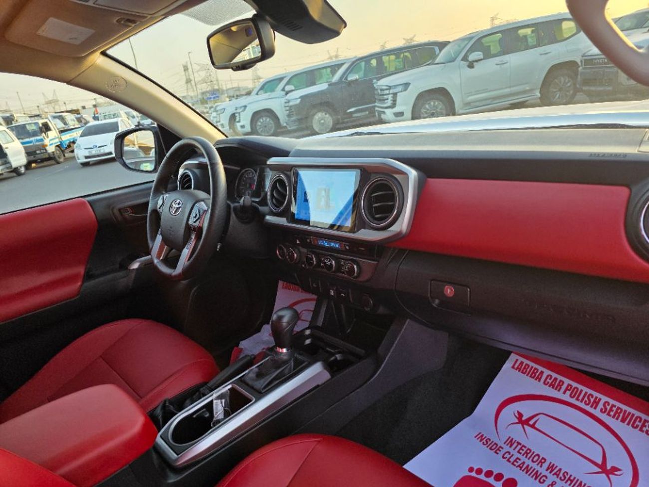 تويوتا تاكوما 2023 Model SR5 Push button, 4x4 and leather seats