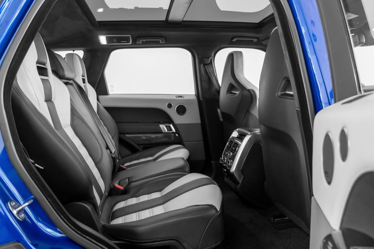 Land Rover Range Rover Sport 2015 Range Rover Sport SVR / Full-Service History