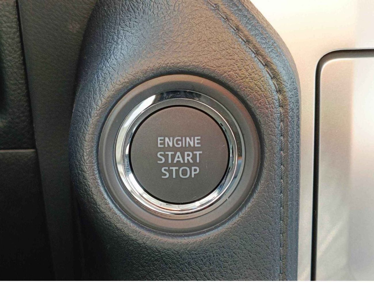 Toyota Prado TXL, Winter Package / 2.8L V4 / DSL / Driver Power Seat & Leather Seats, Sunroof (CODE# PSR28TXLDM1)