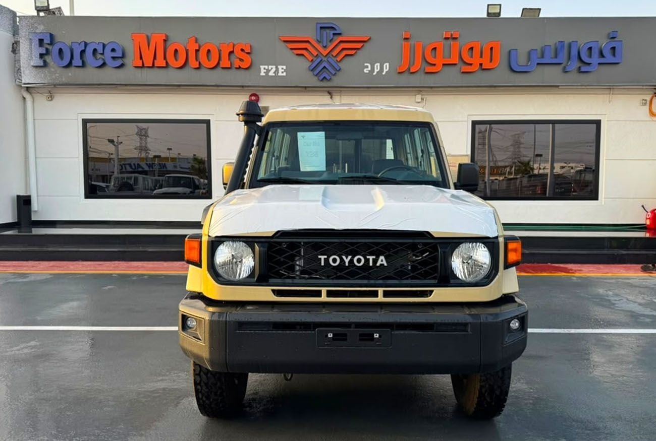 تويوتا لاند كروزر 70 LC 78 HARDTOP 4.OL AT تويوتا لاند كروزر LC78 هاردتوب 2026 بمحرك بنزين 4.0 لتر وناقل حركة أوتوماتيكي