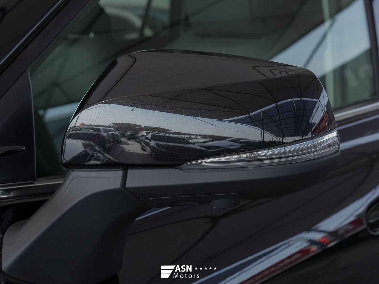 تويوتا هايلاندر 2.5L Hybrid AWD Extreme Edition 7 Seats 2025 (Export Price)