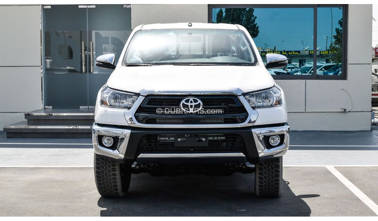 Toyota Hilux Double Cab 2.4L Diesel Manual