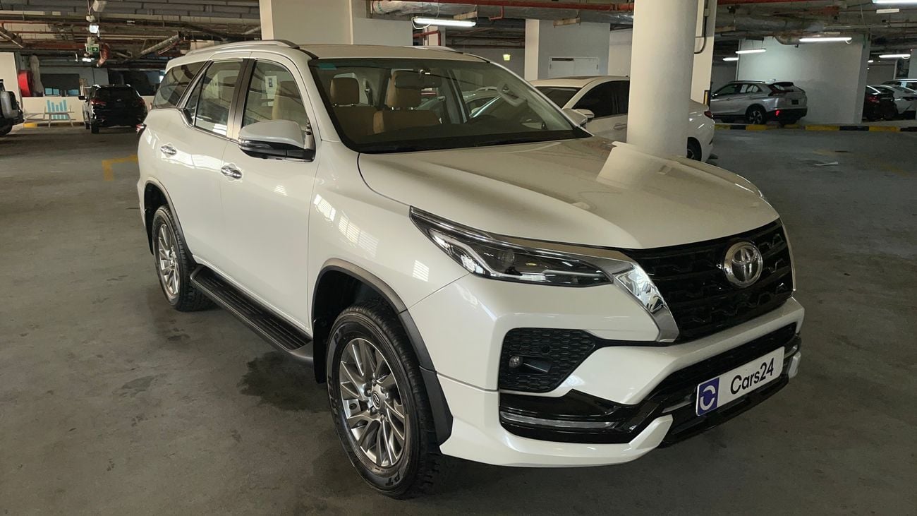 تويوتا فورتونر 2025 VXR | AED 2249/Month | 0 DP | 30 Day Return | Warranty | Service History