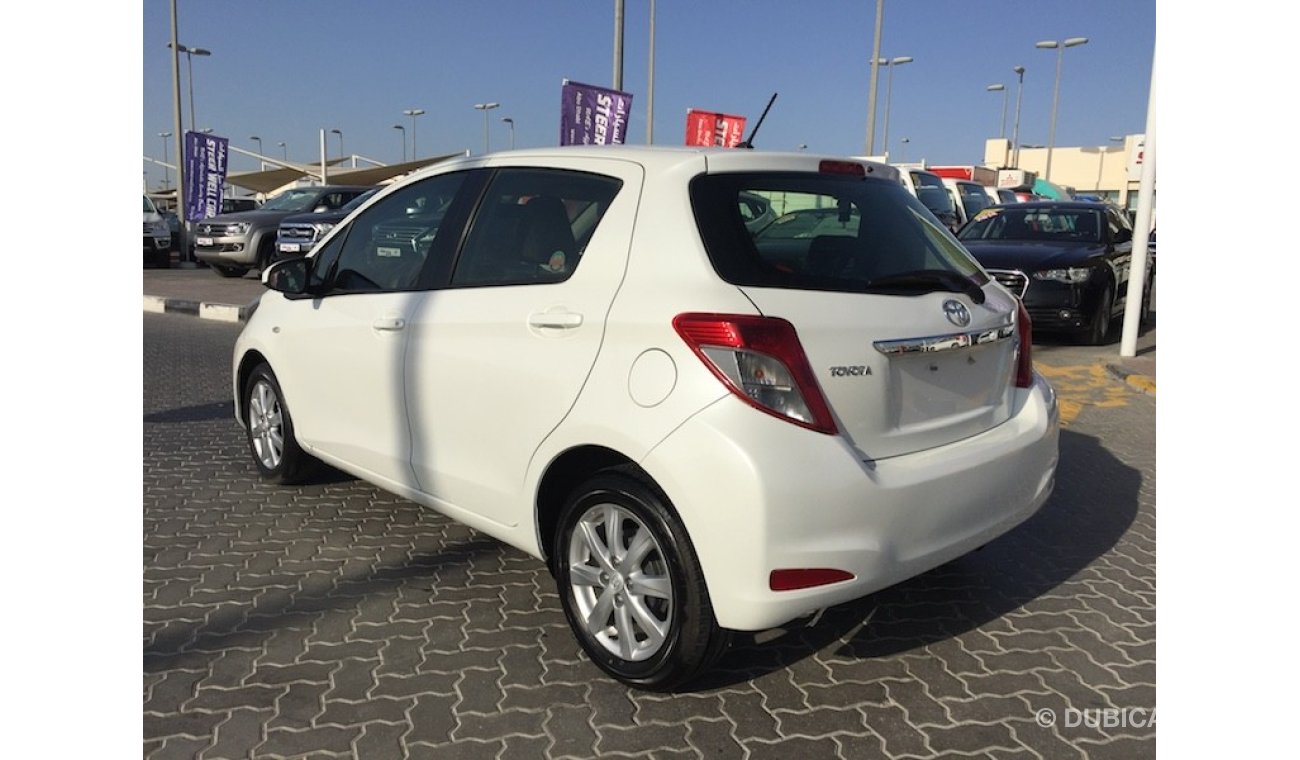 تويوتا يارس 1.3L FULLY AUTOMATIC HATCH BACK GCC SPECS