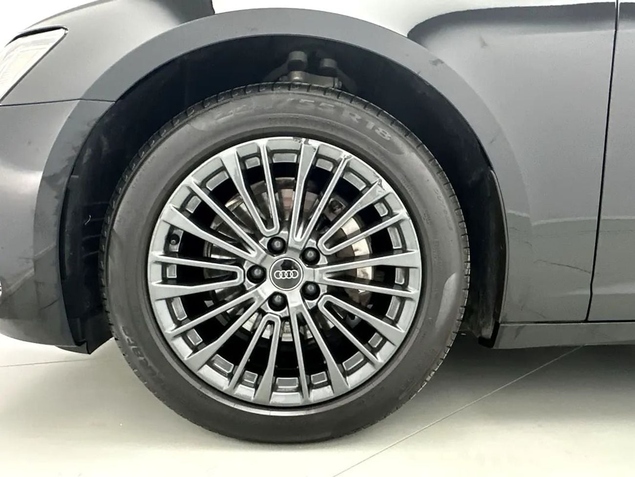أودي A6 40 TFSI 2.0L Sedan Advanced 40 TFSI 190hp Business (Ref# 003795) EXCLUSIVE RAMADAN OFFER