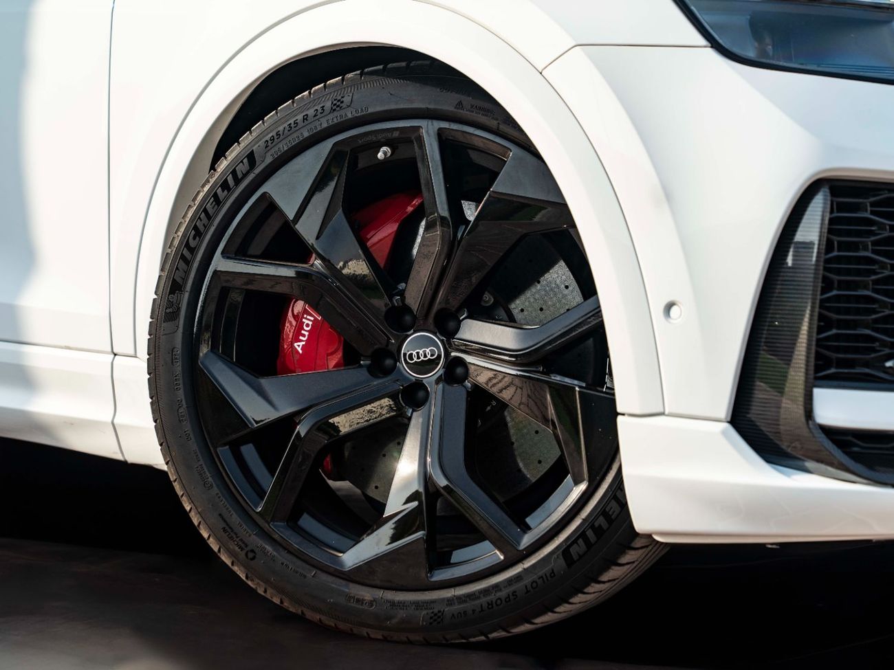 Audi RS Q8 TFSI quattro 4.0L