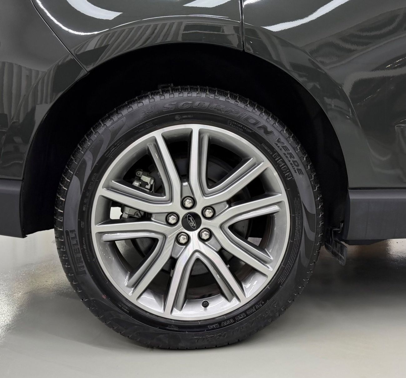 Ford Edge GCC .. Brand New .. Titanium .. Top Range