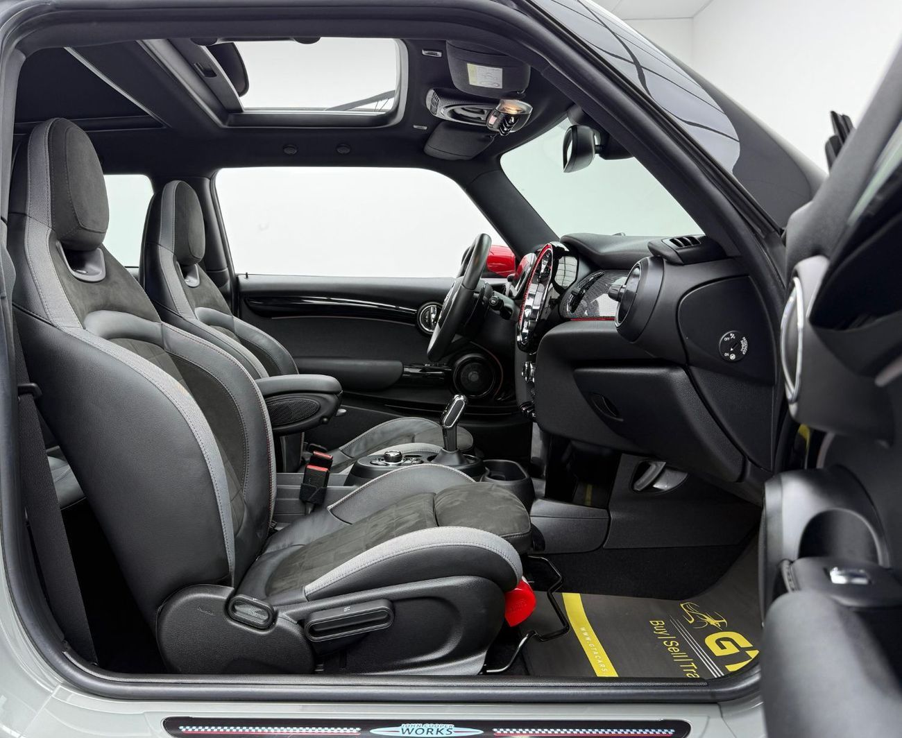 Mini Cooper John Cooper Works 2.0L (228 HP) 2022 Mini Cooper JCW, 2027 MINI Warranty + Service Pack, Full MINI S