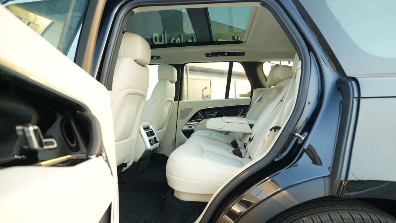 Land Rover Range Rover HSE P400 3.0L V6 Black 2026 MY Export Only