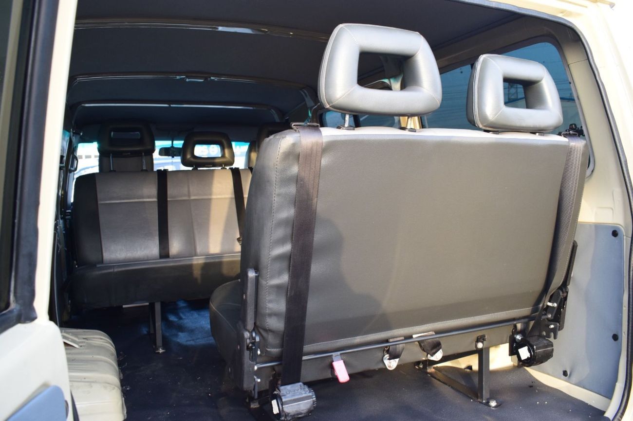 تويوتا لاند كروزر 70 2020 LAND CRUISER HARDTOP