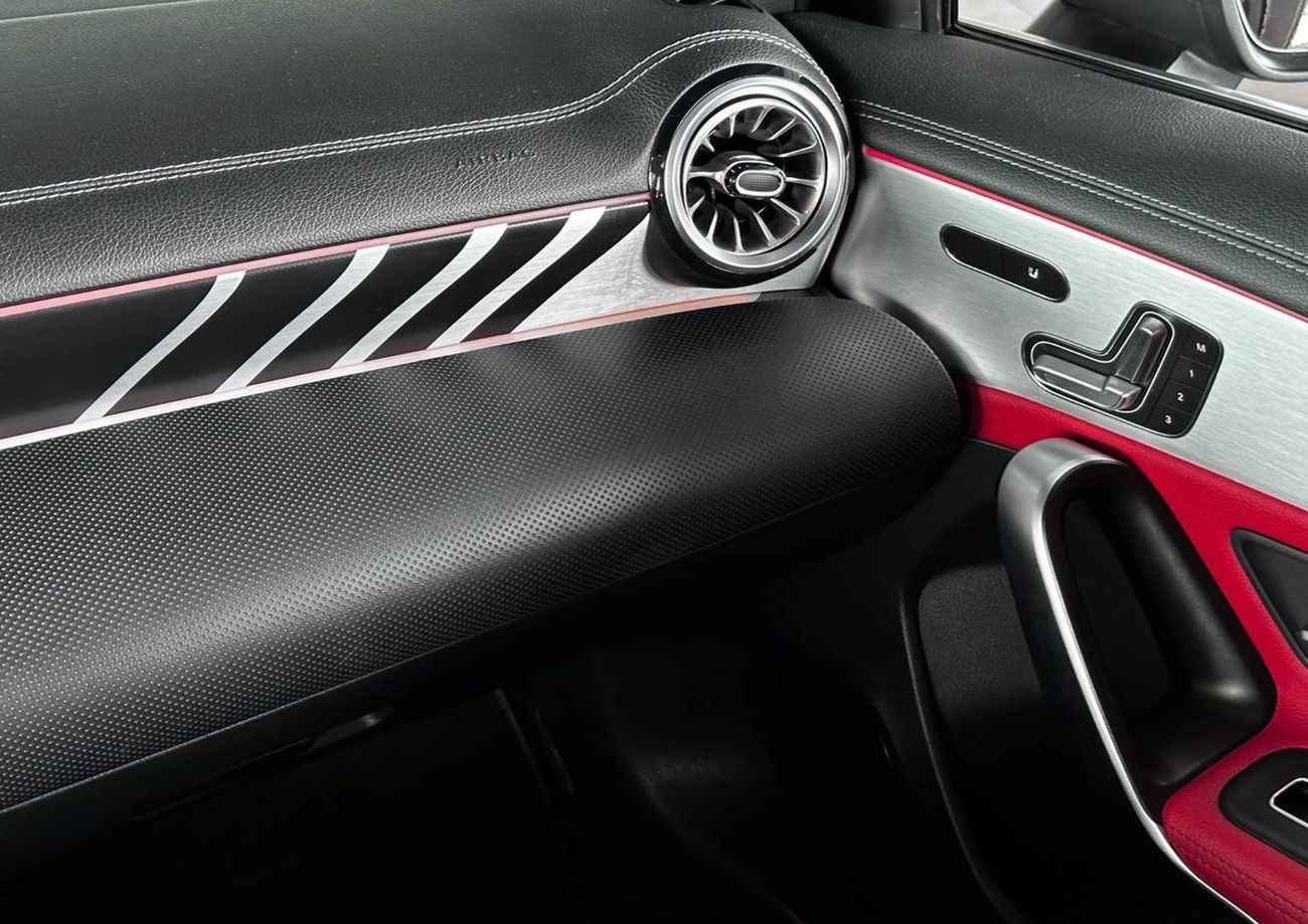 Mercedes-Benz A 35 AMG 4MATIC Hatchback